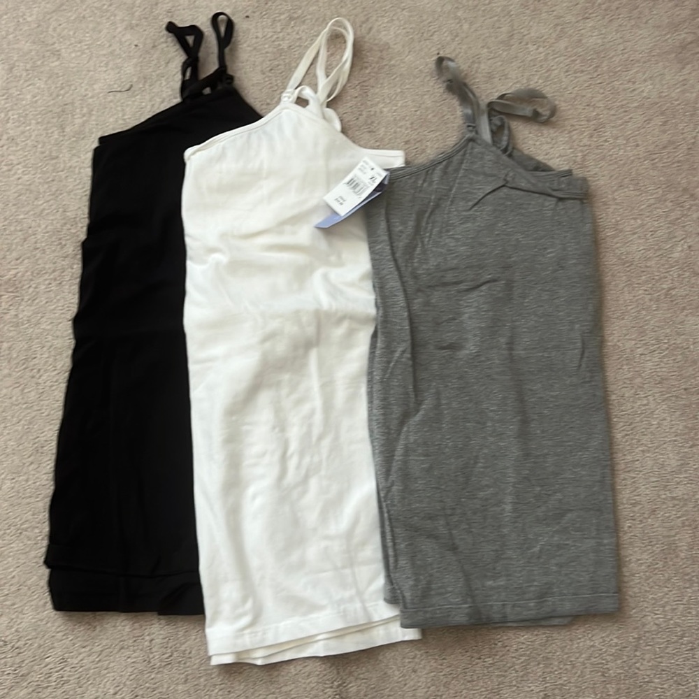 Lot of 3 Women’s Motherhood Maternity Tank Tops